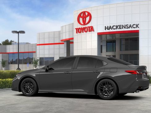 New 2026 Toyota Camry SE FWD image 5