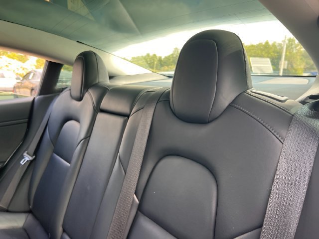 Used 2021 Tesla Model 3 Standard Range Plus RWD image 15