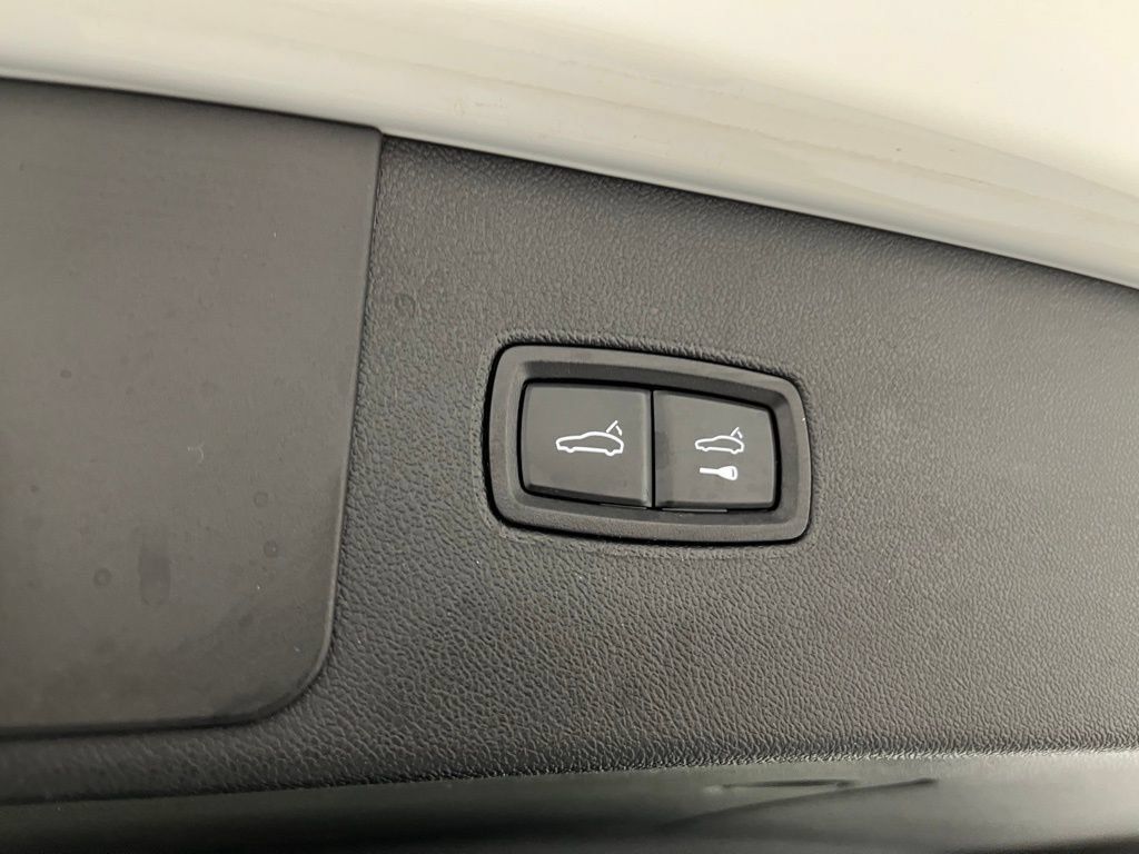 Certified 2023 Porsche Cayenne AWD/4WD image 39
