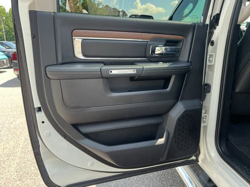 Used 2018 RAM 2500 Laramie image 25