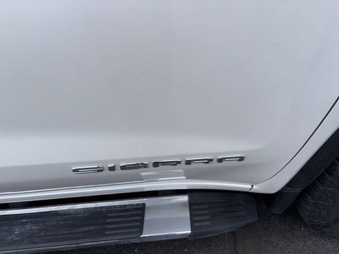 Used 2021 GMC Sierra 1500 SLT w/ SLT Premium Package image 5