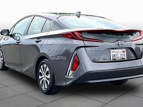 Used 2020 Toyota Prius Prime LE FWD image 11