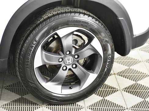 Used 2018 Honda HR-V EX image 49