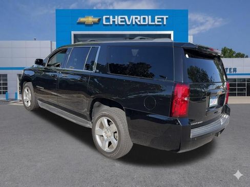 Used 2017 Chevrolet Suburban LT AWD/4WD image 6