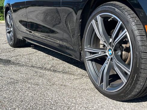 Used 2024 BMW 330i xDrive Sedan w/ Premium Package AWD/4WD image 9