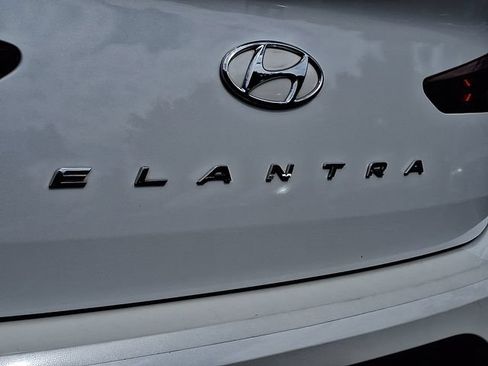 Used 2020 Hyundai Elantra Value Edition w/ Cargo Package (C1) FWD image 30