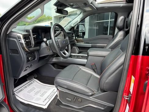 Used 2024 Ford F250 Lariat w/ Lariat Ultimate Package AWD/4WD image 16