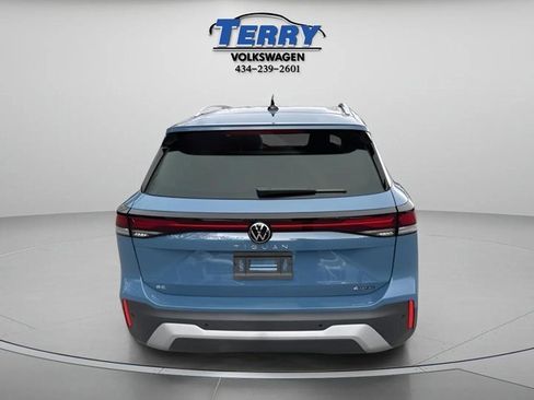 New 2026 Volkswagen Tiguan SE image 3