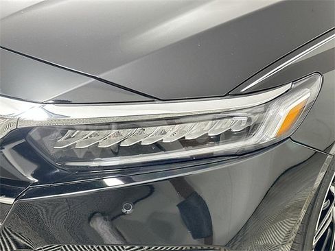 Used 2021 Honda Accord Touring image 25