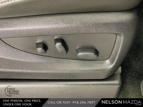 Used 2018 GMC Yukon Denali w/ Denali Ultimate Package image 59