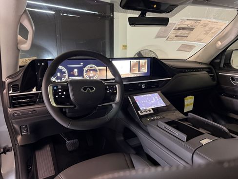 New 2026 INFINITI QX80 Pure RWD image 17