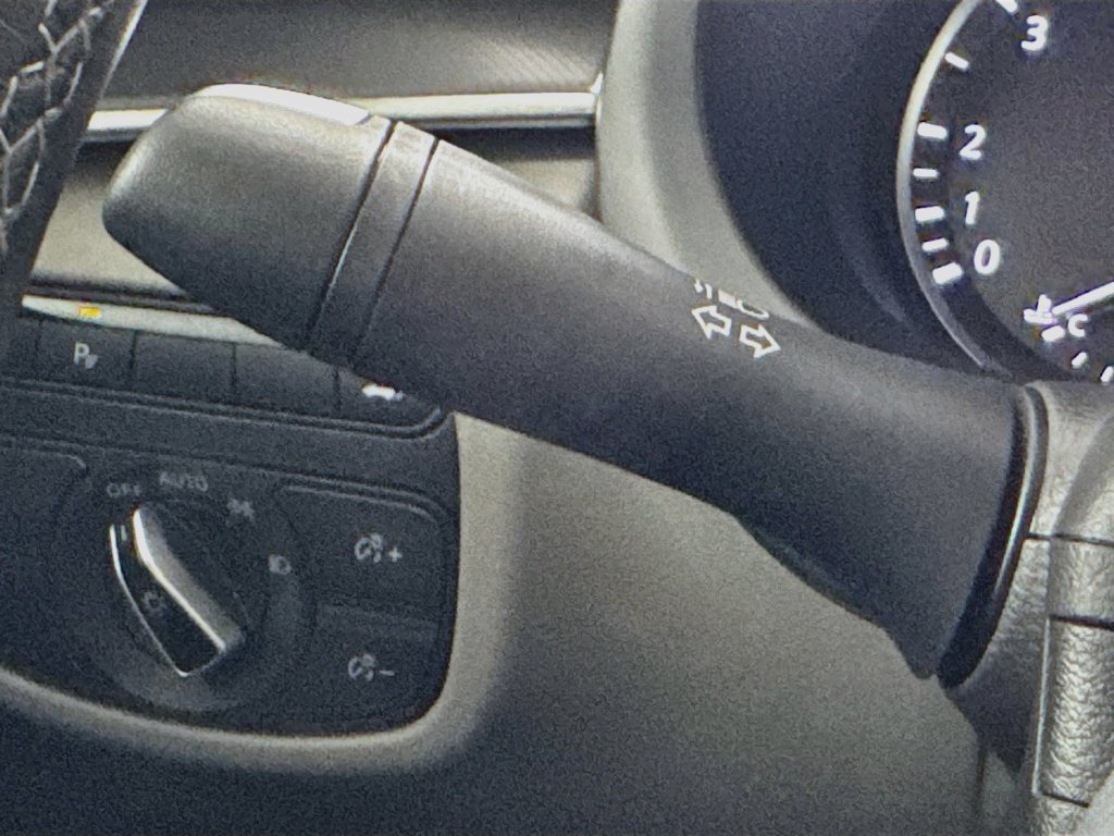 Certified 2025 INFINITI QX50 Luxe AWD/4WD image 15