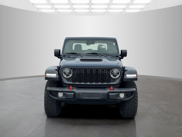 Certified 2025 Jeep Gladiator Mojave w/ Steel Bumper Group AWD/4WD image 2