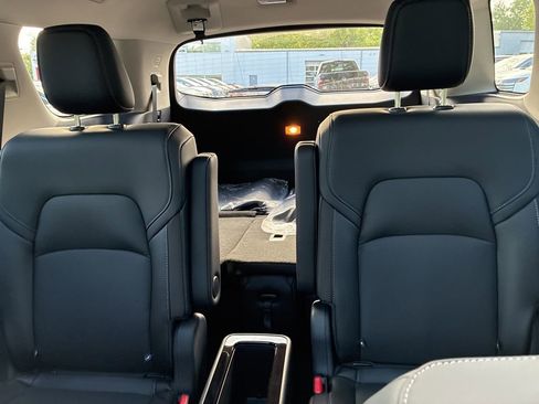 New 2026 Nissan Pathfinder SL AWD/4WD image 24