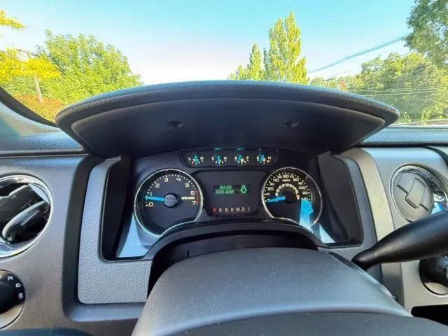 Used 2014 Ford F150 XLT AWD/4WD image 20