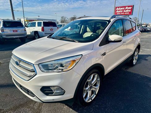 Used 2018 Ford Escape Titanium w/ Ford Safe & Smart Package image 4
