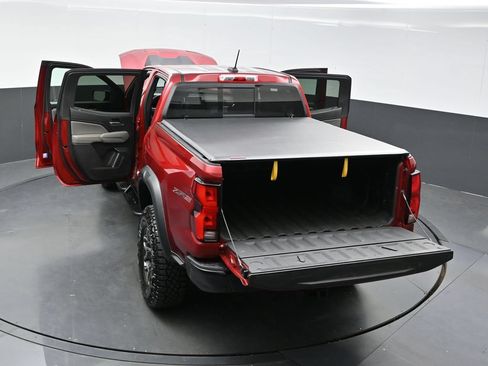 Used 2024 Chevrolet Colorado ZR2 w/ ZR2 Convenience Package III AWD/4WD image 34