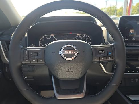 New 2026 Nissan Rogue SV image 15