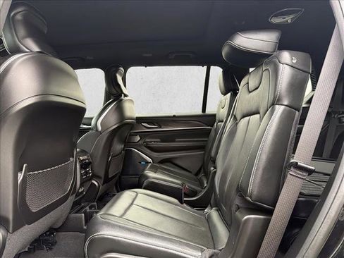 Used 2022 Jeep Grand Cherokee L Overland w/ Advanced Protech Group III image 22