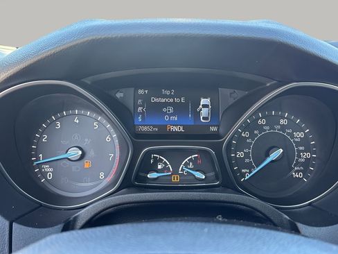 Used 2018 Ford Focus SE image 28