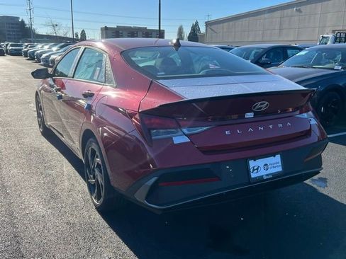 New 2026 Hyundai Elantra Sport image 6
