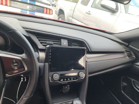 Used 2018 Honda Civic Sport image 16