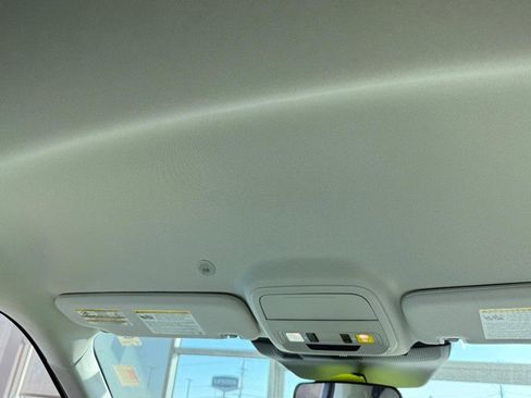 New 2026 Ford Explorer Active w/ Active Comfort Package image 15