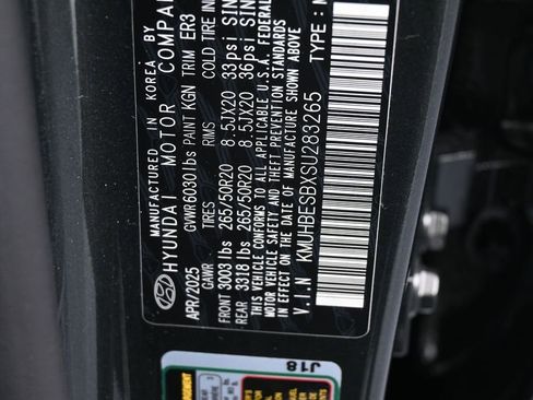 Used 2025 Genesis GV80 2.5T Advanced AWD/4WD image 19