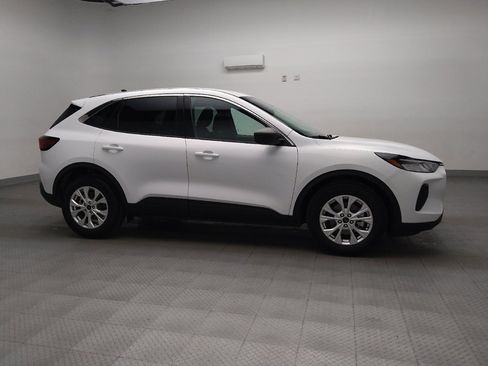 Used 2023 Ford Escape Active image 11