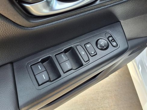 Used 2025 Honda CR-V EX image 23