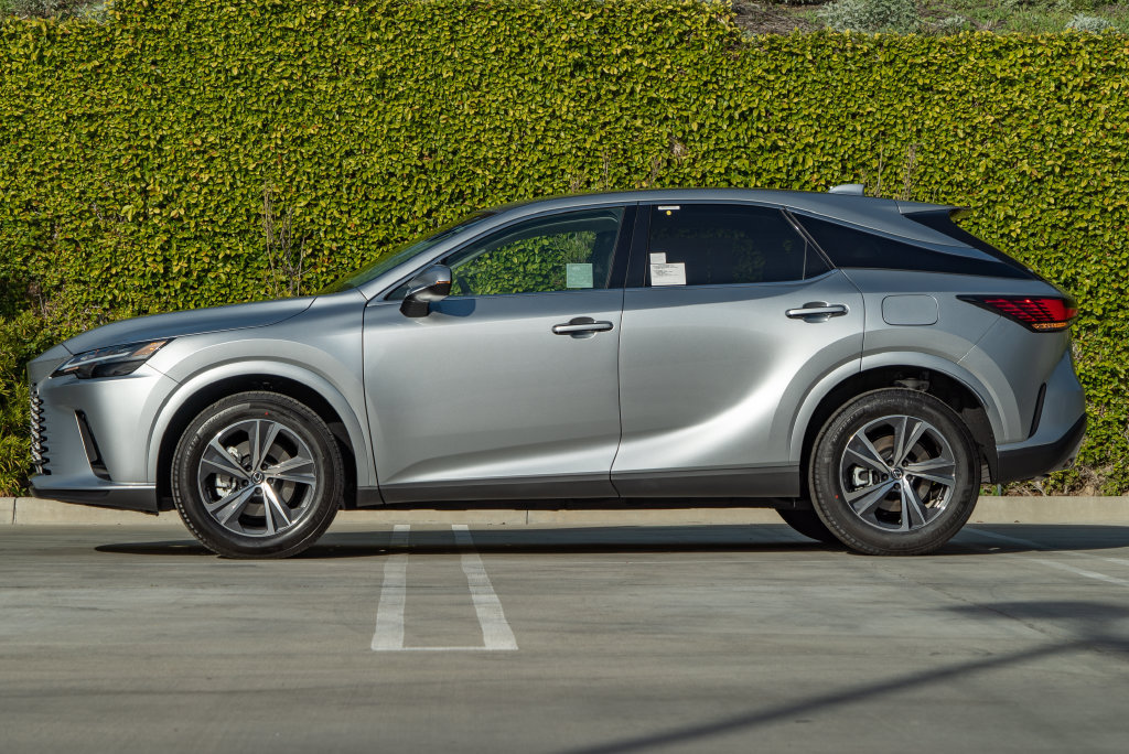 New 2026 Lexus RX 350 Premium w/ Accessory Package (Z1) FWD image 6