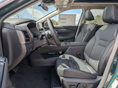 New 2026 Nissan Rogue SV AWD/4WD image 5