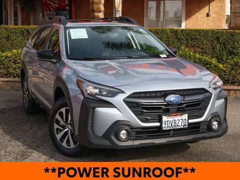 Used 2023 Subaru Outback Premium AWD/4WD image 2