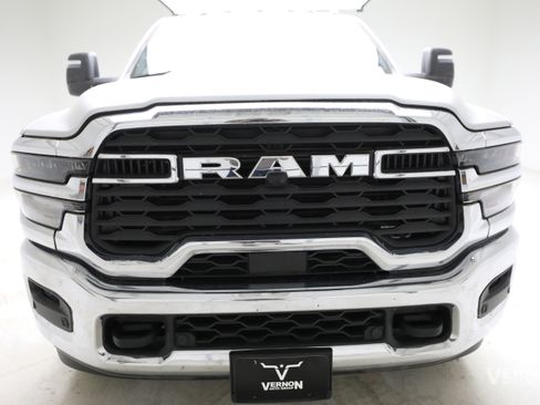 New 2026 RAM 3500 Tradesman image 8