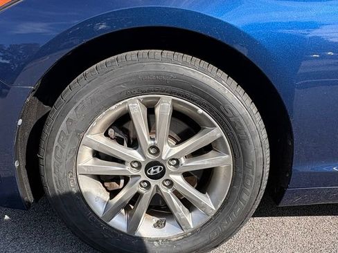 Used 2017 Hyundai Sonata SE FWD image 15