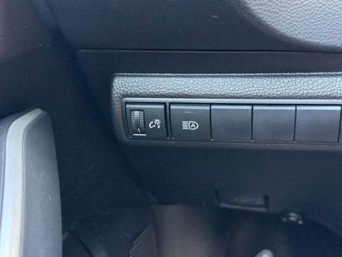 Used 2021 Toyota Corolla SE w/ SE Premium Package FWD image 28
