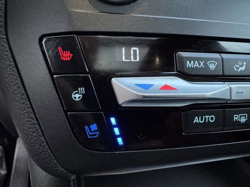 Used 2020 Ford Explorer Limited image 37