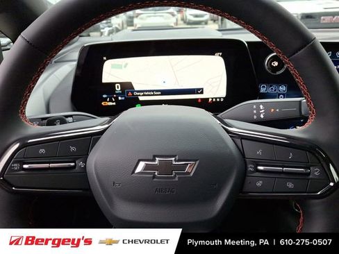 New 2026 Chevrolet Equinox EV RS image 13