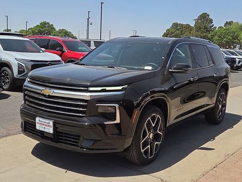 New 2026 Chevrolet Traverse High Country FWD image 1