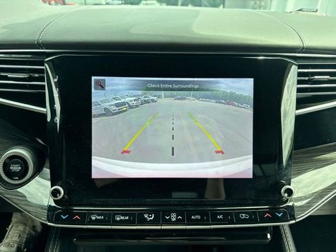 Used 2022 Jeep Wagoneer Series II AWD/4WD image 21