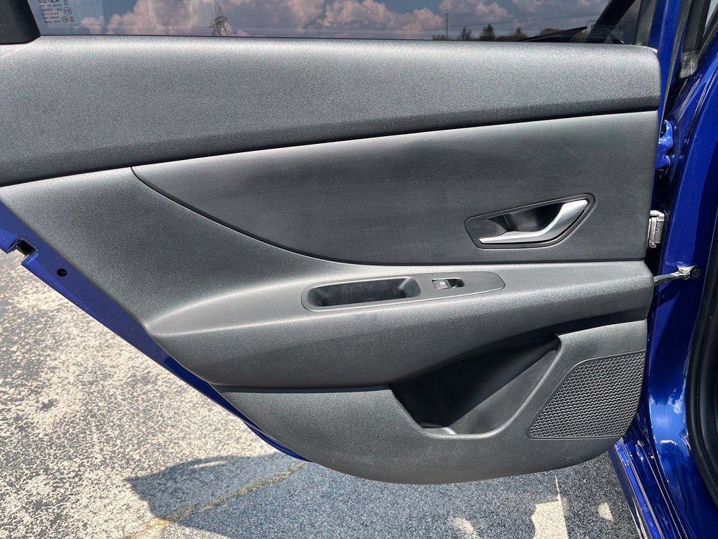 Used 2023 Hyundai Elantra SEL FWD image 26