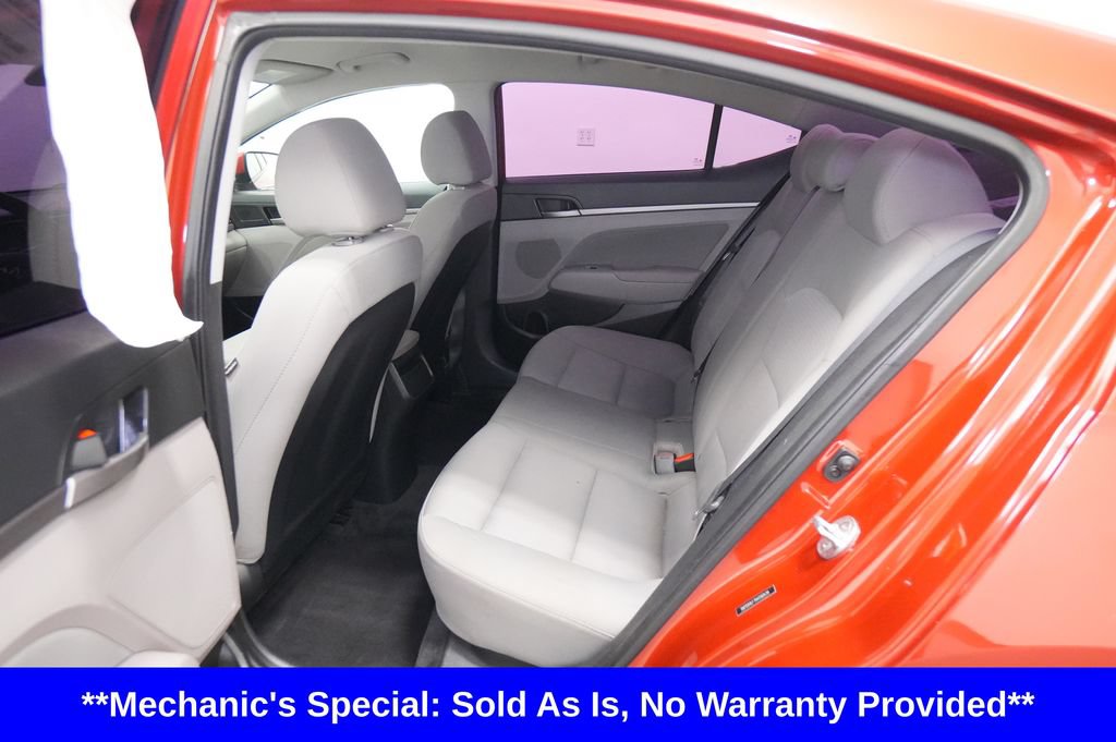 Used 2017 Hyundai Elantra SE FWD image 17