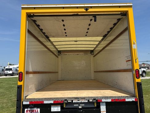 Used 2021 GMC Savana 3500 Extended w/ Power Convenience Package image 15