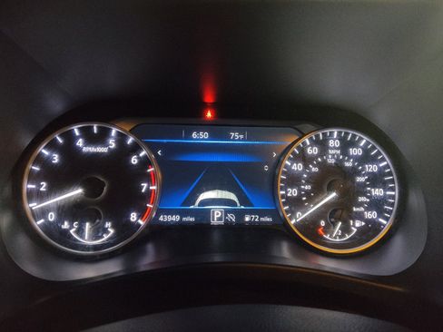 Used 2025 Nissan Sentra SV w/ All-Weather Package FWD image 23