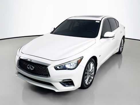 Used 2019 INFINITI Q50 Luxe w/ Cargo Package (L96) image 4