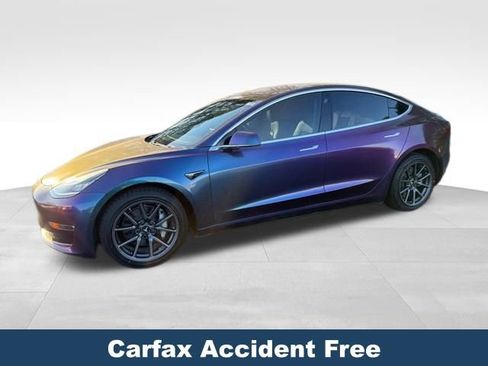 Used 2018 Tesla Model 3 Long Range image 2