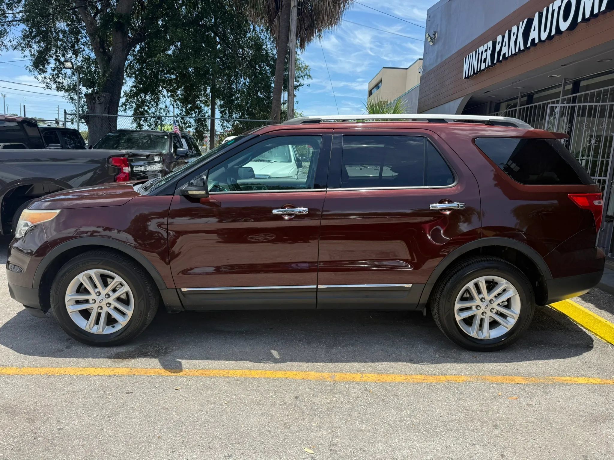 Used 2012 Ford Explorer XLT AWD/4WD image 4