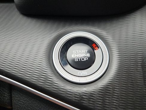 Certified 2024 Jeep Grand Cherokee Laredo X w/ Luxury Tech Group I image 28