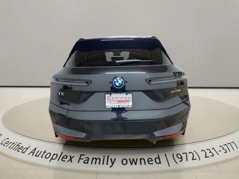 Used 2024 BMW iX xDrive50 w/ Premium Package AWD/4WD image 4