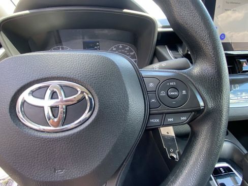 Used 2024 Toyota Corolla LE FWD image 42